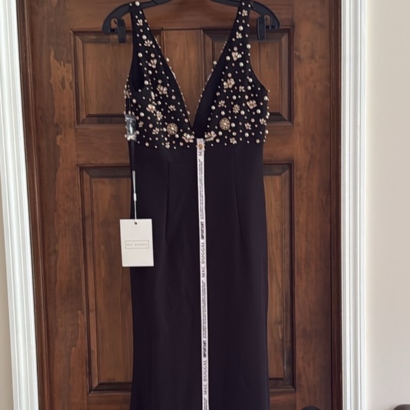 MAC DUGGAL Black Crepe Sleeveless Beaded Crystal Pearls V Neck Gown Bow NWT $458 - Picture 11 of 15